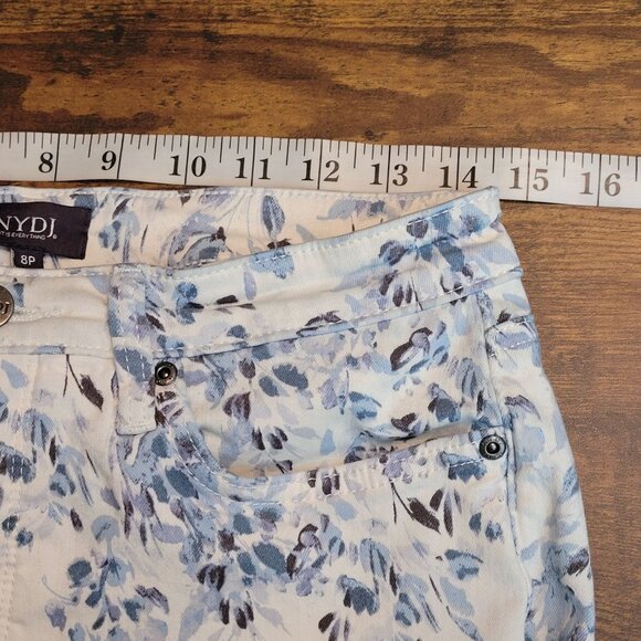 NYDJ Jeans Womens 8 P Floral Capri Mid Rise Cuffed Lift Tuck Tech Tummy Control - Picture 7 of 12